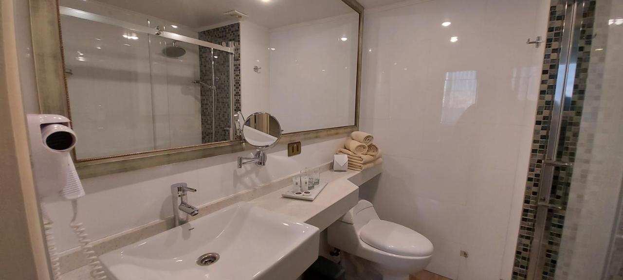 Hotel Libertador 산티아고 외부 사진